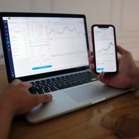 Vitalik Buterin-Linked Address Moves 7,000 ETH to Fresh Wallet
